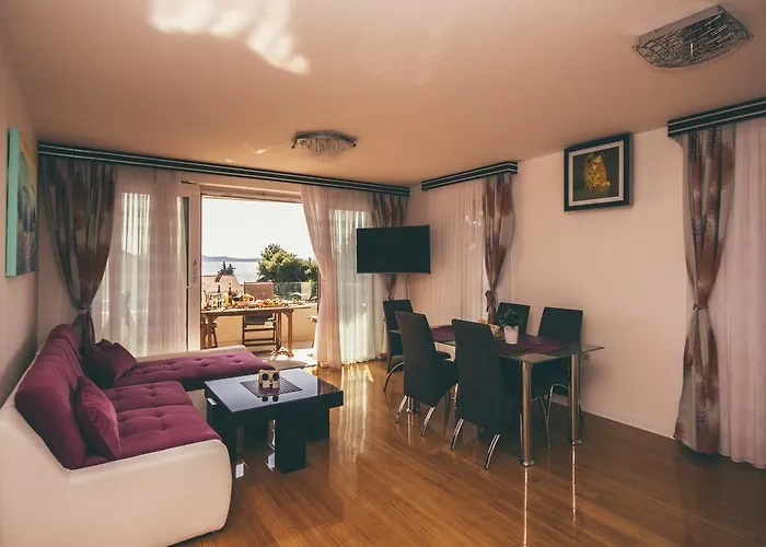 Apartment Opera *